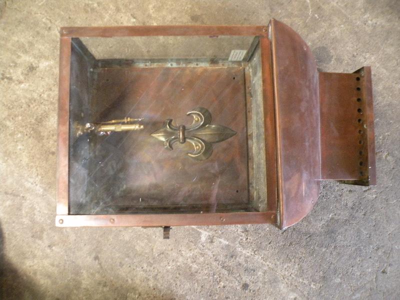Regency GL32 Flambeau Grande Propane Gas Light With Open Flame Burner And Manual Ignition On Wall Mount